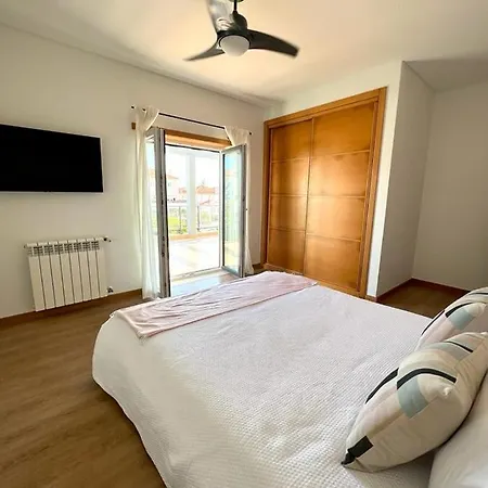 Villa Infinity House Ferrel (Leiria)