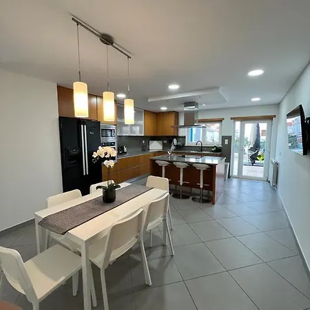 Infinity House * Ferrel (Leiria)