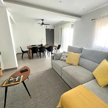 Villa Infinity House *